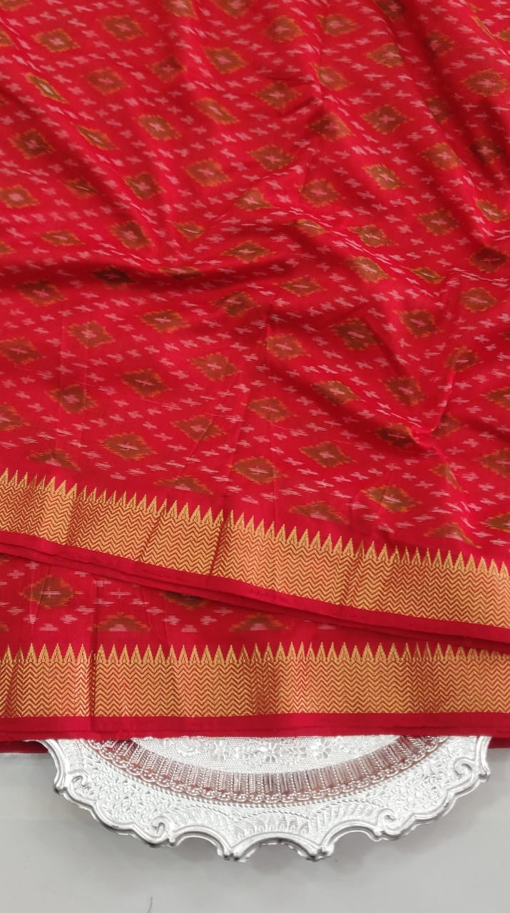 Ikkat Sico Fabrics with Two Sides Zari Border  IKTUDPOPGSS