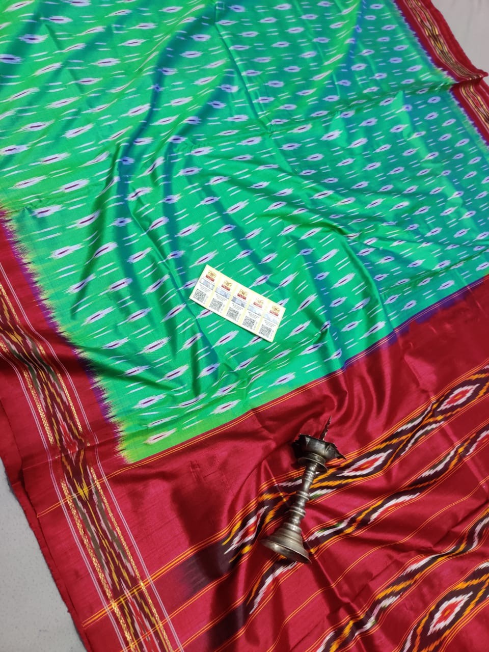 Border Designer Pochampally Ikkat Silk Saree With  Vibrant Color Combination IKT6X50ZHSS